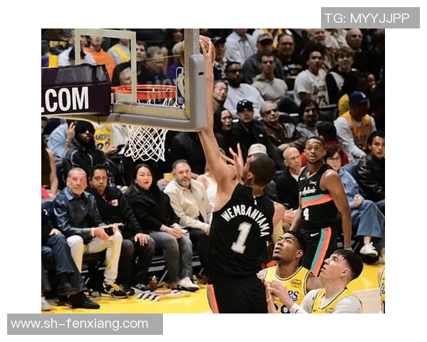 马刺与森林狼激战回顾2018年10月18日精彩瞬间与赛后分析